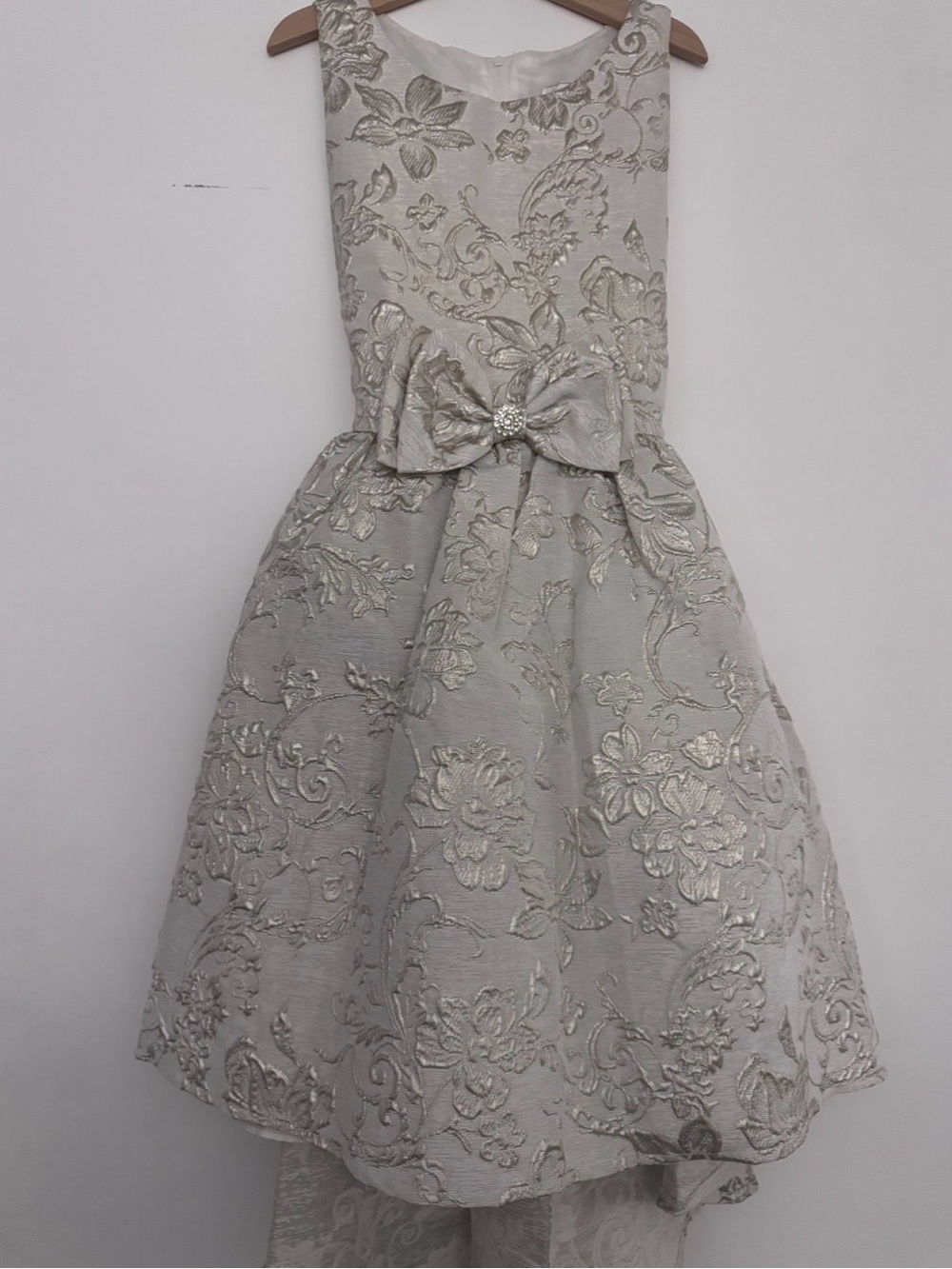 Rare Editions Silver Floral Brocade Party Dress with Bow Accent